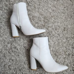 Shein 70s White Heeled Boots
